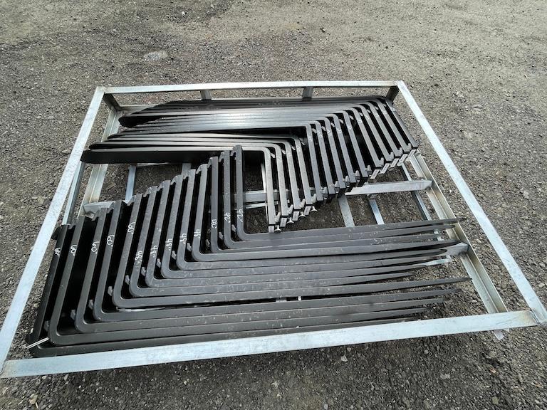 1 Set of Brand New 48" Forklift Forks (W-cE)