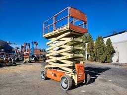 2013 JLG 4069E 40ft Scissor Lift