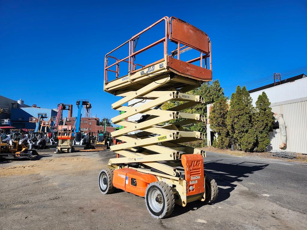2013 JLG 4069E 40ft Scissor Lift
