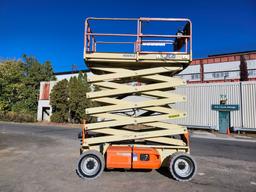 2013 JLG 4069E 40ft Scissor Lift