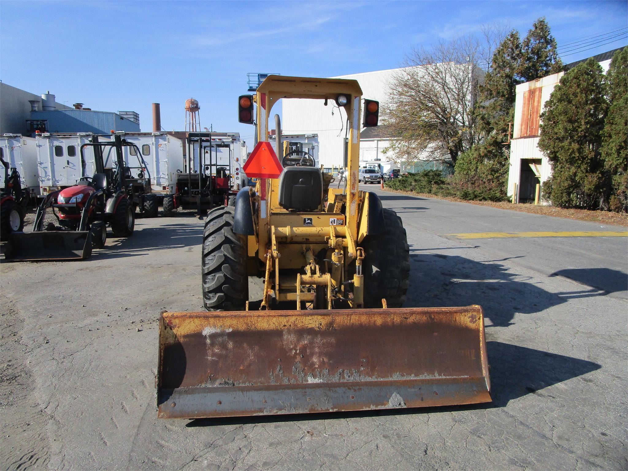 John Deere 210LE Landscape Loader