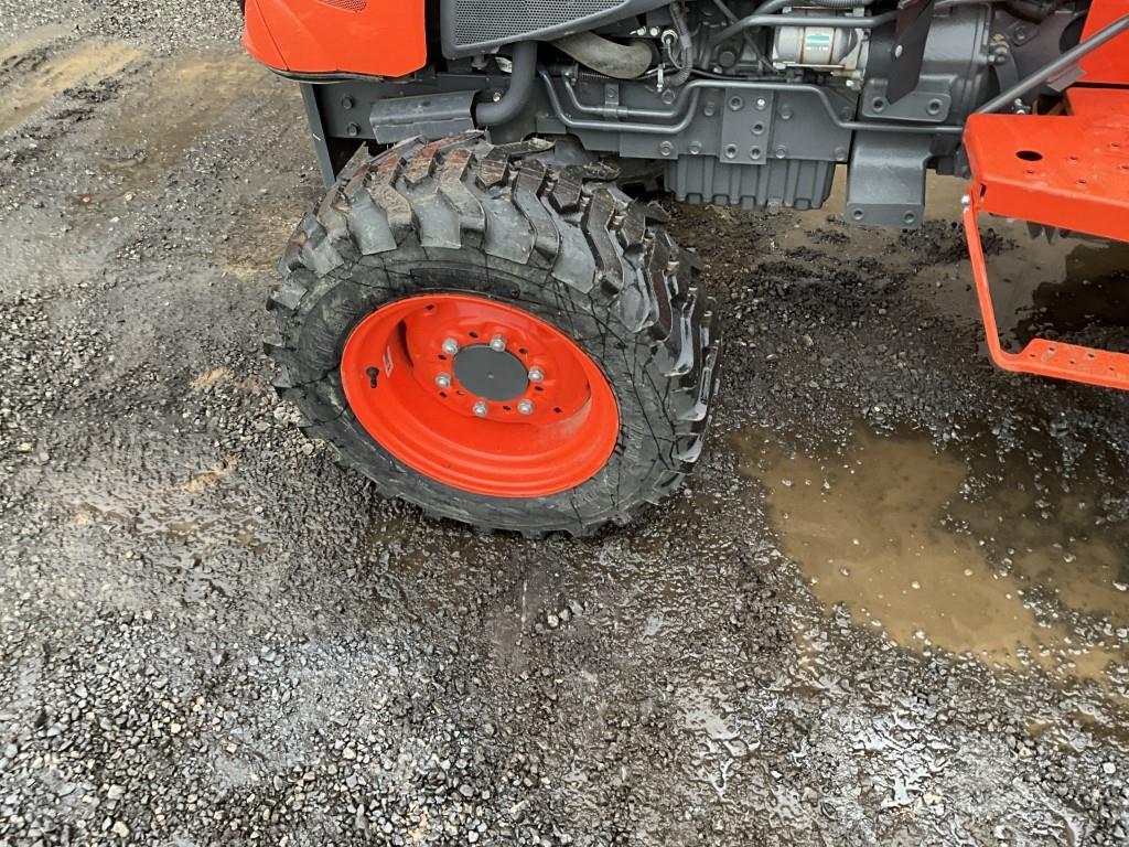 Kubota L 3301 Tractor