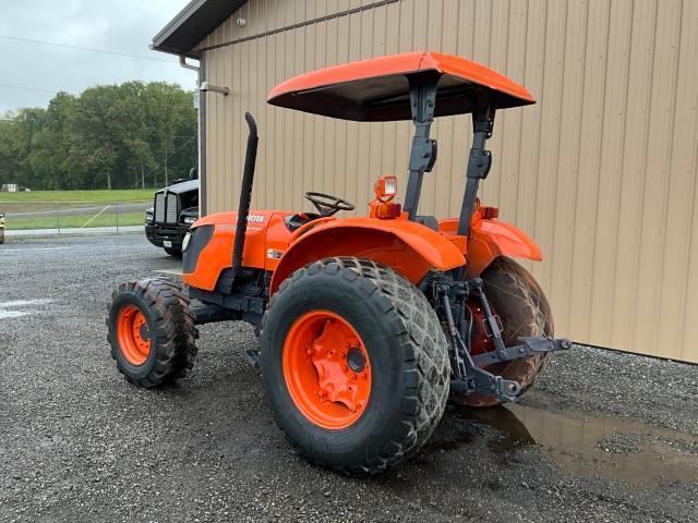 2011 Kubota M7040 Farm Tractor