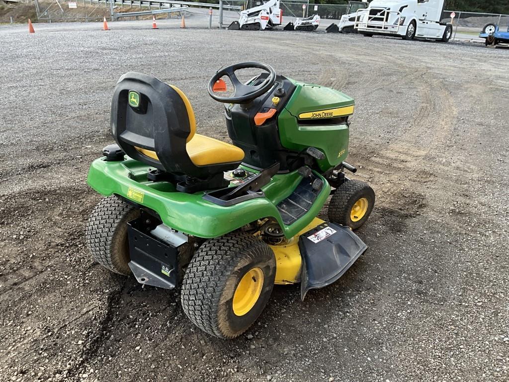 John Deere X370 Riding Mower