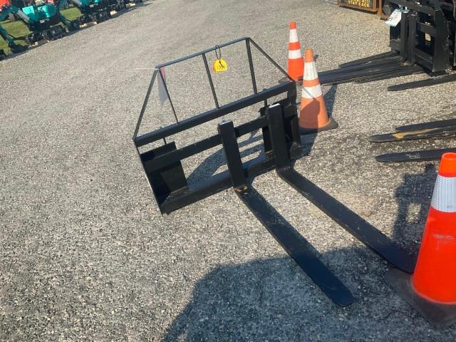 New Mower King SA 4,000 Lbs Pallet Forks