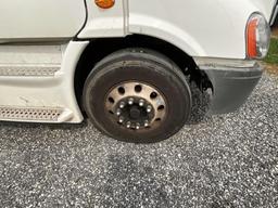 **AS IS** 2016 Freightliner Cascadia Day Cab