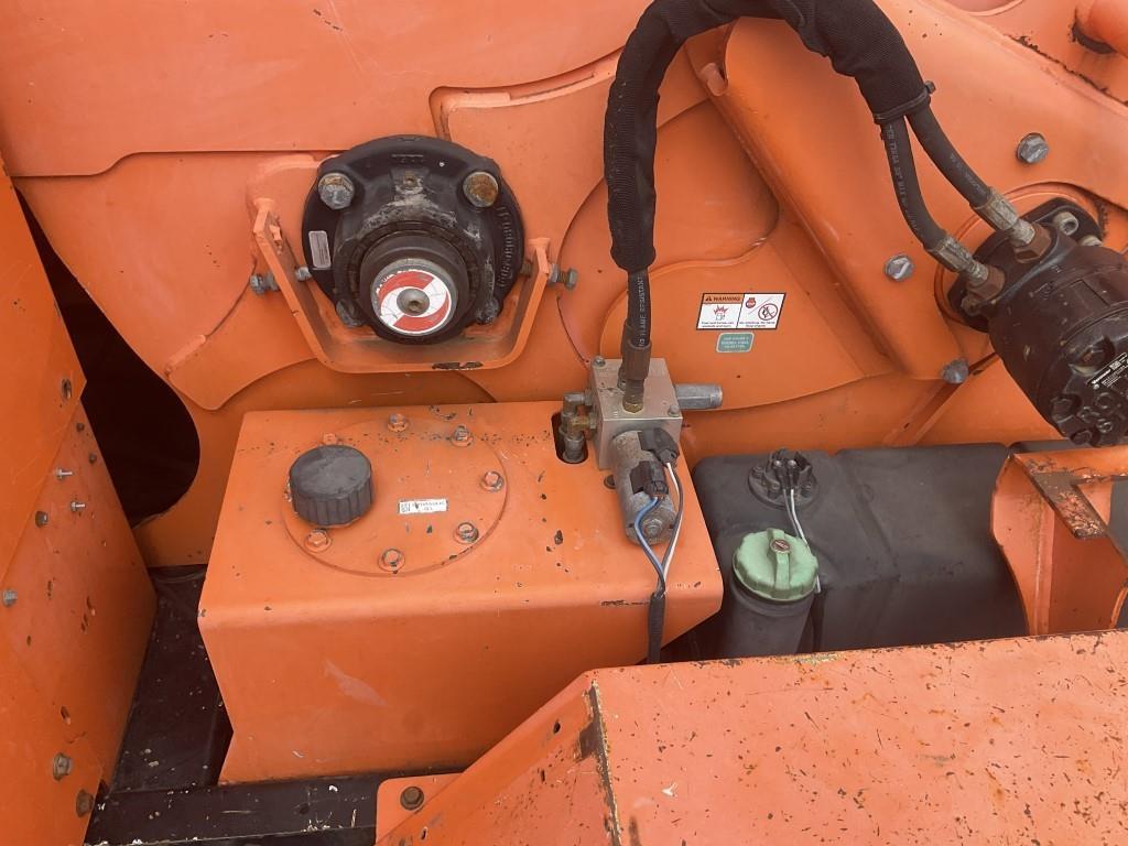 2010 Vermeer BC1000 XL Wood Chipper
