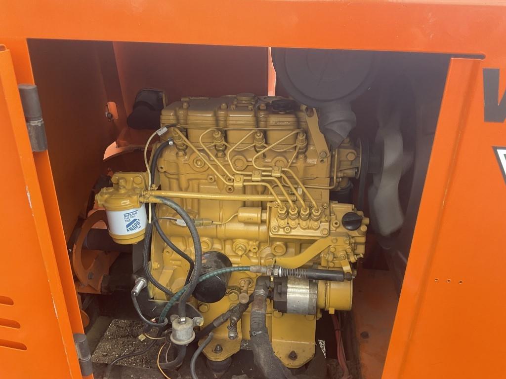 2010 Vermeer BC1000 XL Wood Chipper
