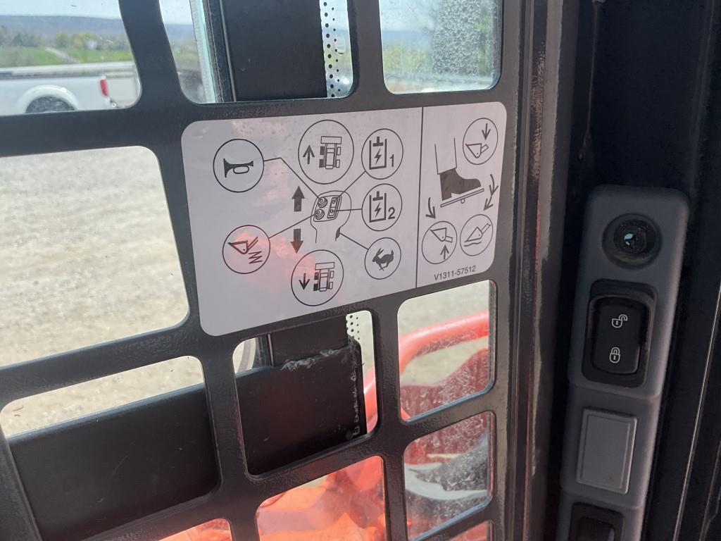 2017 Kubota SSV65 Skid Steer