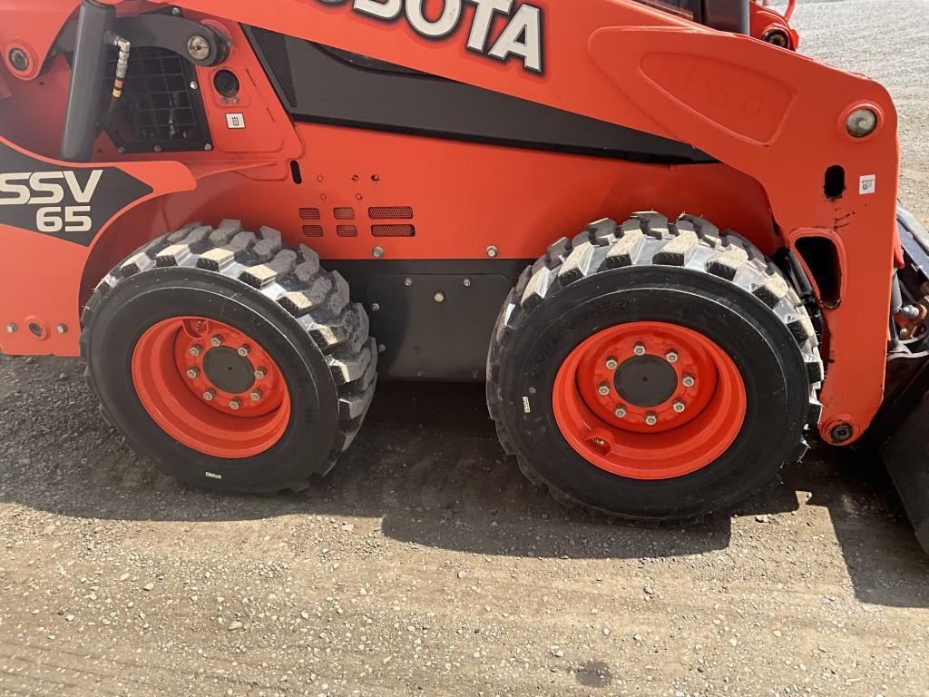 2017 Kubota SSV65 Skid Steer