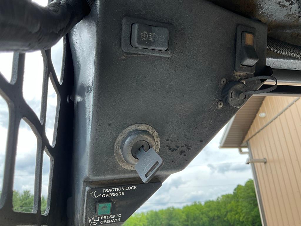 1998 BC 853 Skid Steer