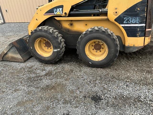 2005 Caterpillar 236B Skid Steer