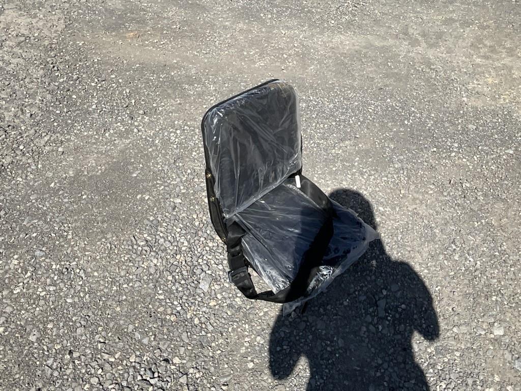 (5) New Future Mini Excavator Seats