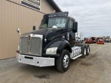 2018 Kenworth T880 Day Cab Tractor Truck