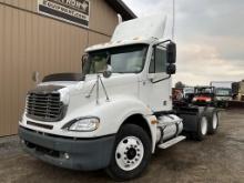 2006 Freightliner Columbia Day Cab Tractor Truck