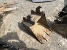 Used 18" Tooth Bucket for Mini Excavator