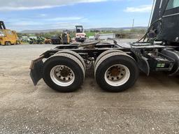 2018 Kenworth T880 Day Cab Tractor Truck