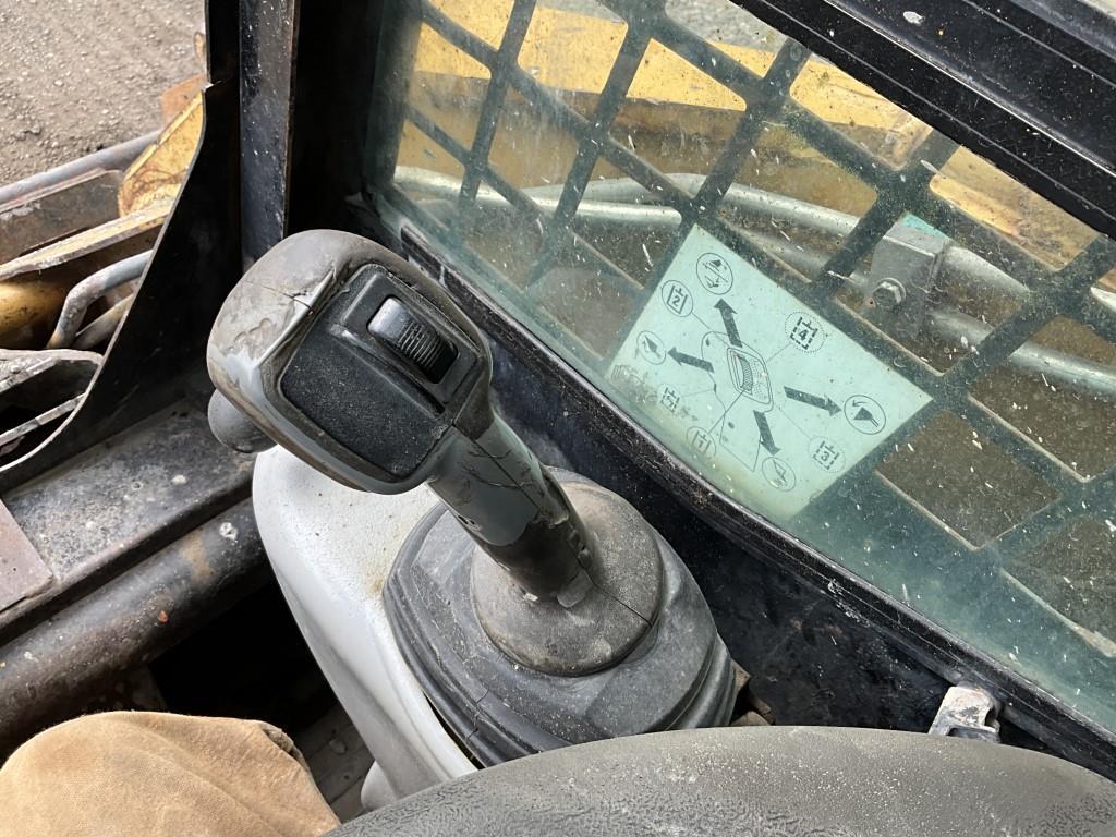 2006 Caterpillar 262B Skid Steer
