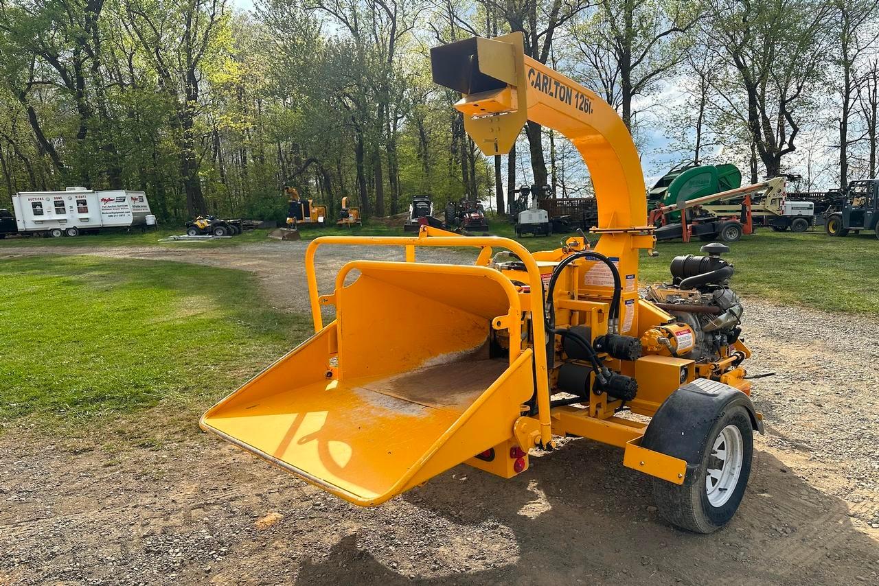 2017 Carlton 1260 Towable Chipper