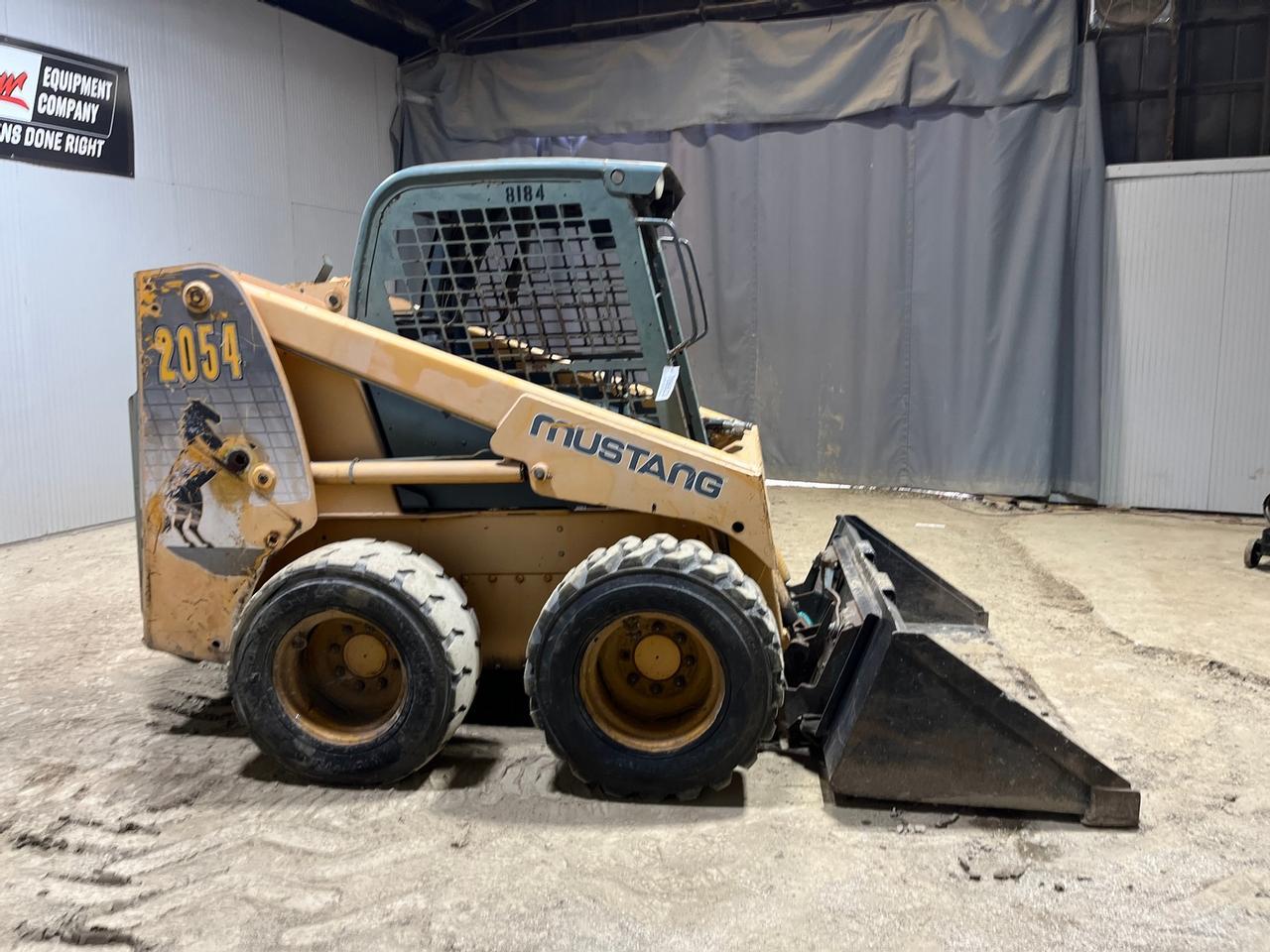 Mustang 2054 Skid Steer Loader