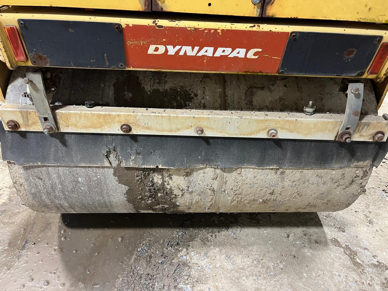 Dynapac CC122 Compactor