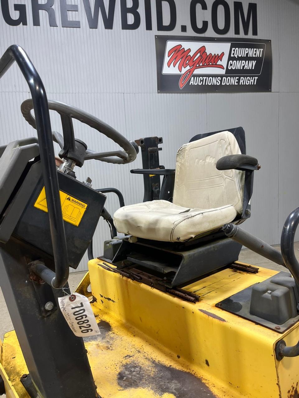 Dynapac CC122 Compactor