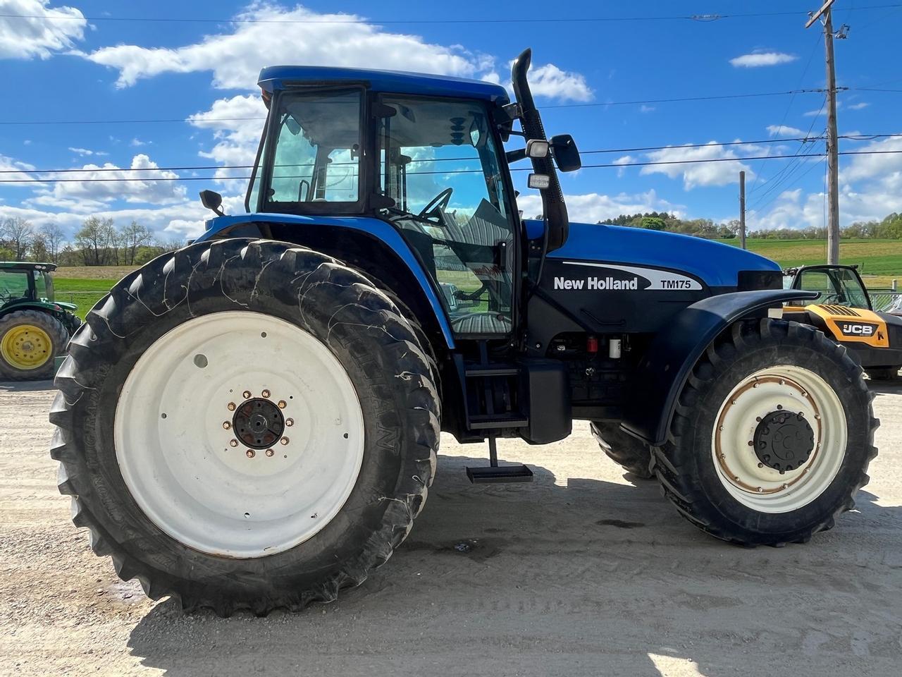 New Holland TM175 Tractor