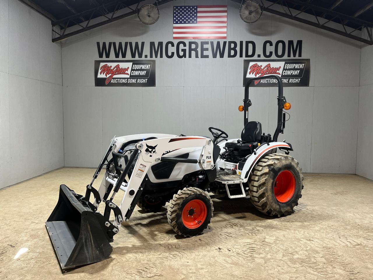 Bobcat CT2040 Tractor with Loader