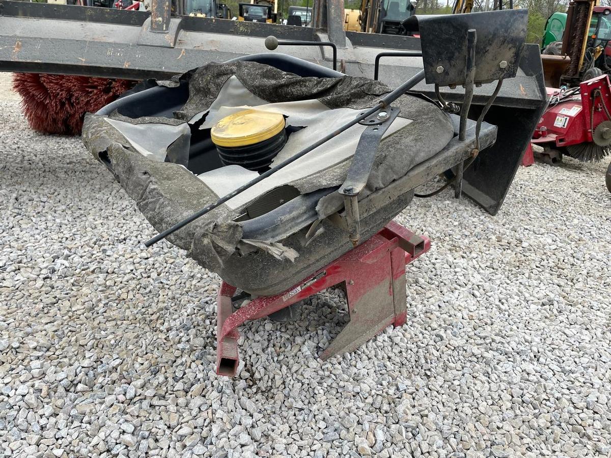 Ventrac  ES220 Rear Braodcast Spreader