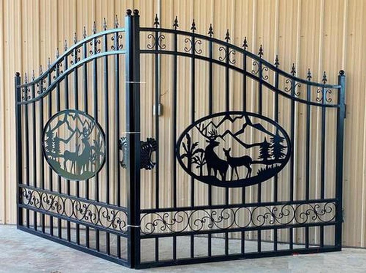 Great Bear 20' Bi-Parting Iron Gate