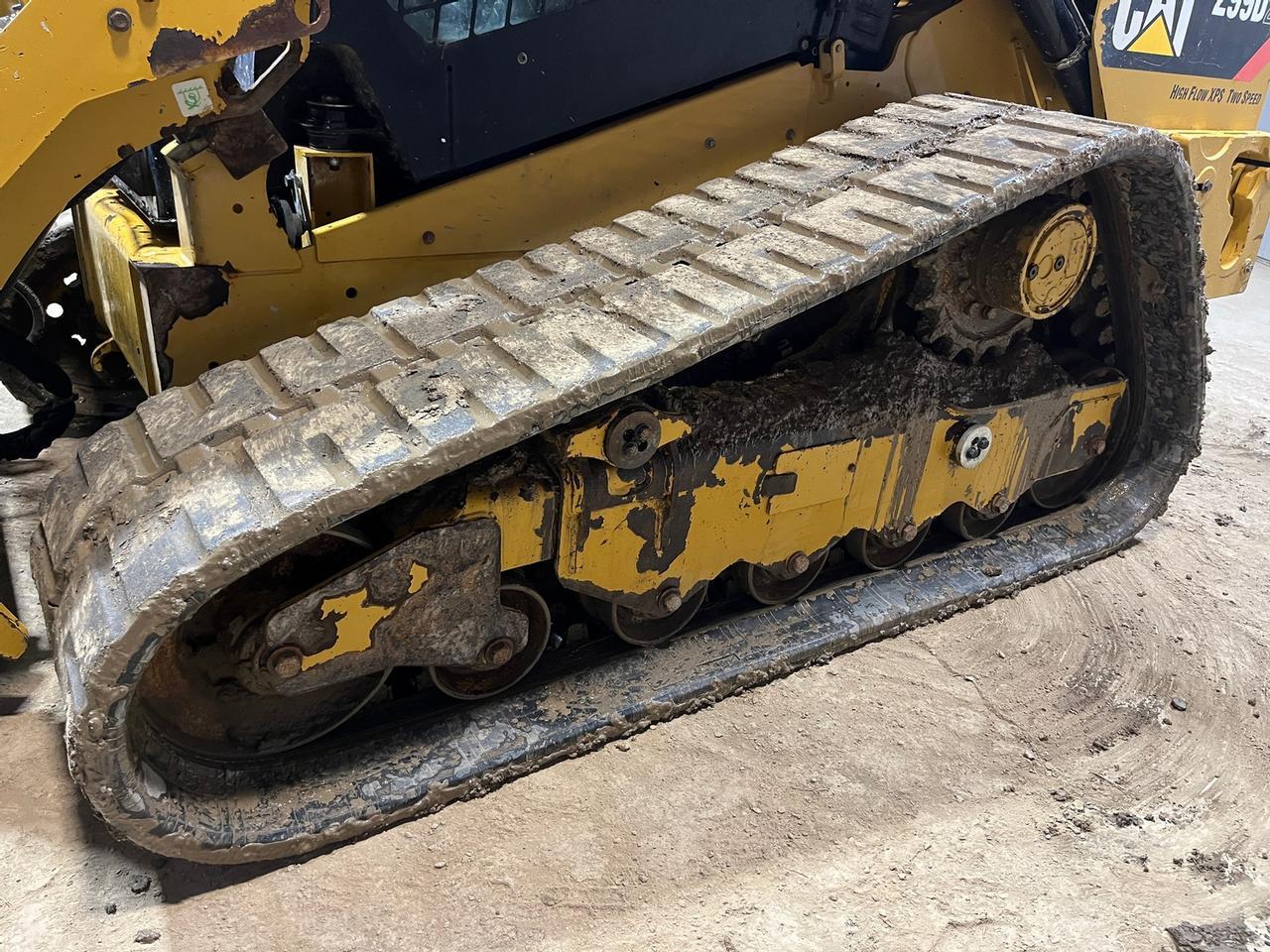 2017 Caterpillar 299D2 Skid Steer Loader