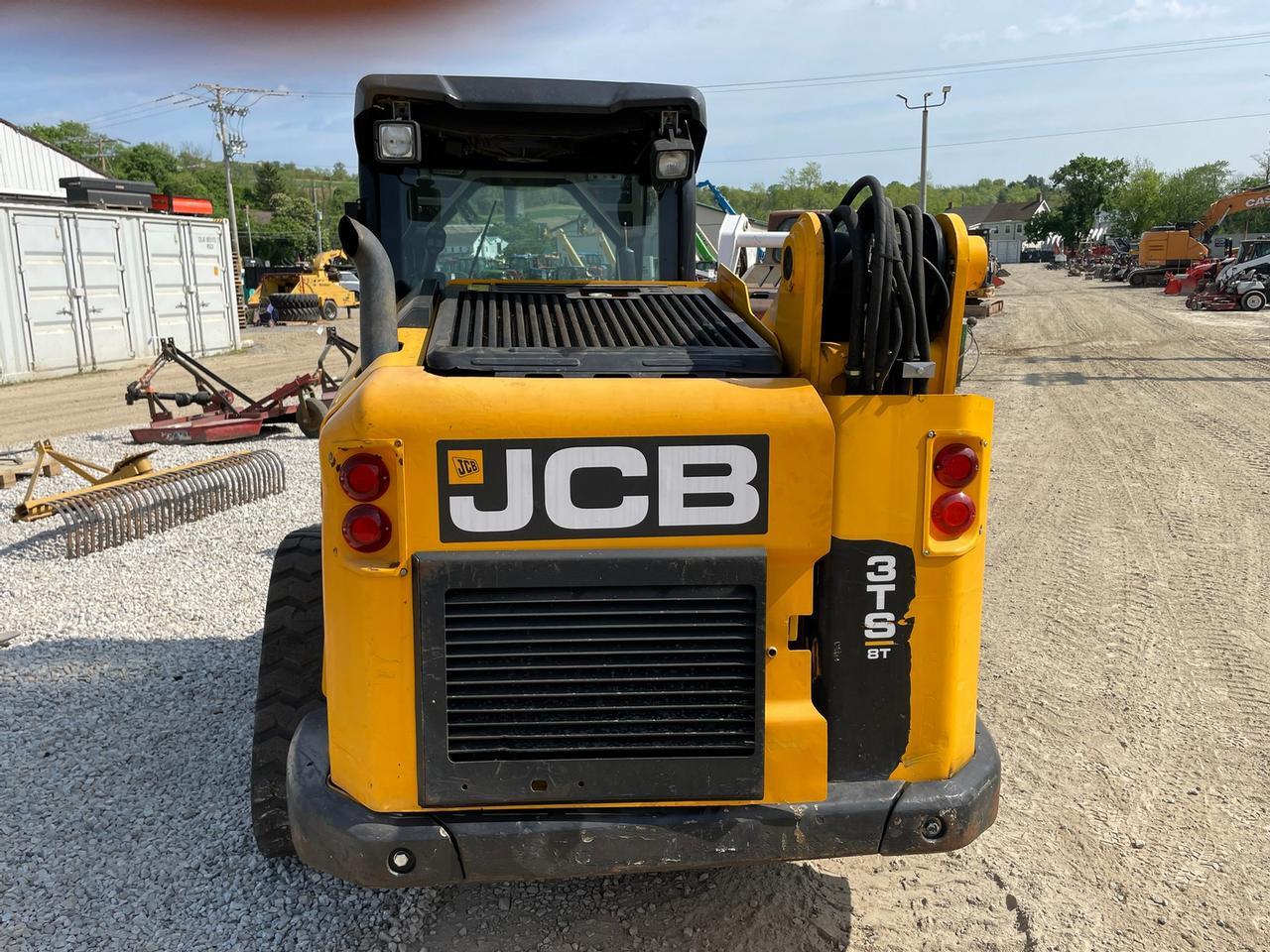 2018 JCB 3TS-8T Skid Steer