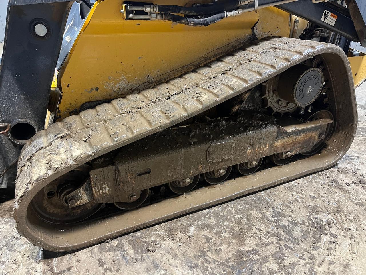 2015 John Deere 329E Skid Steer Loader