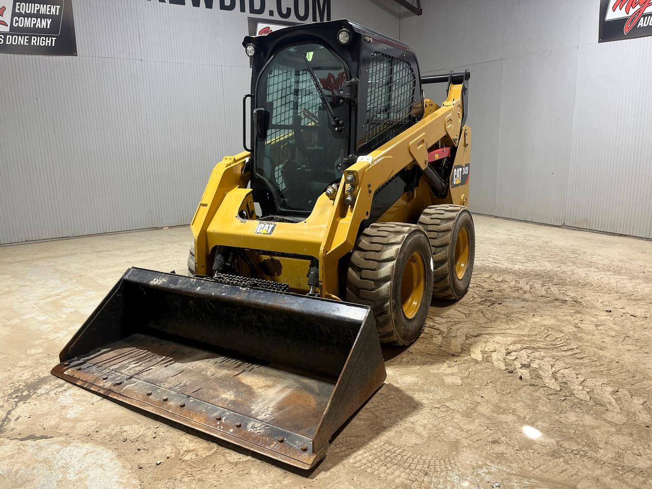 2016 Caterpillar 242D Skid Steer Loader