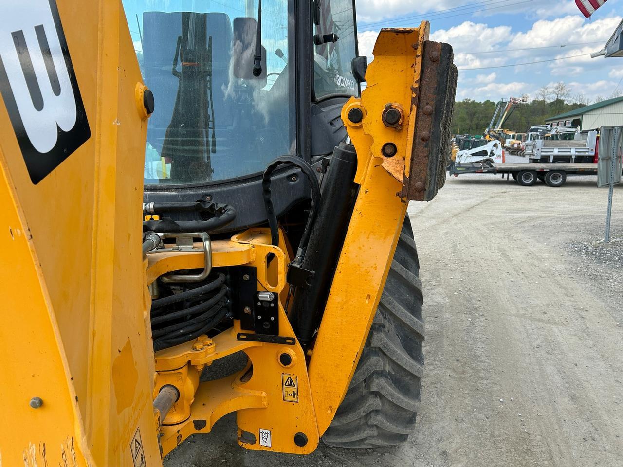 2016 JCB 3CX-14 Loader Backhoe