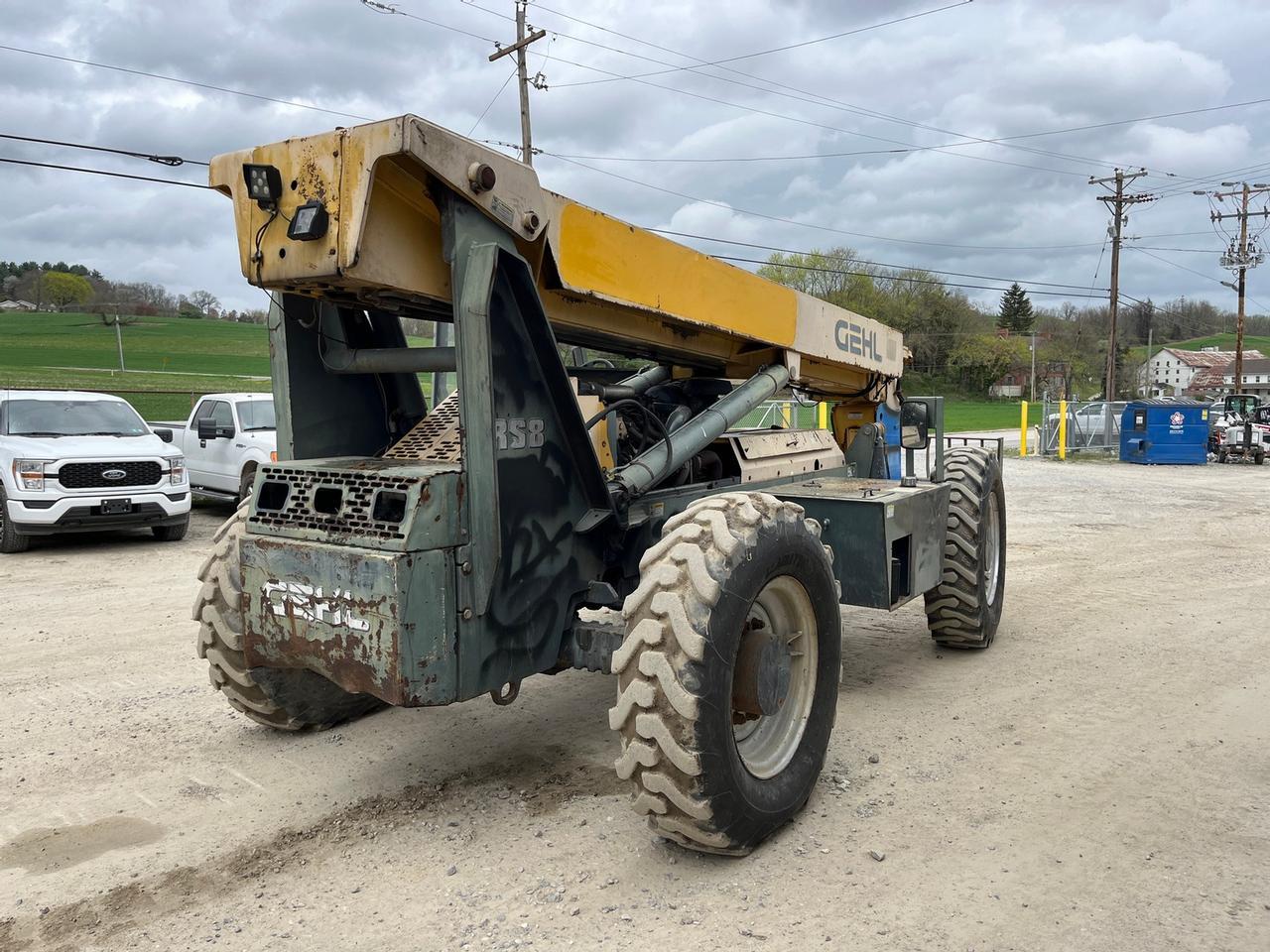 Gehl RS8-42 Telehandler