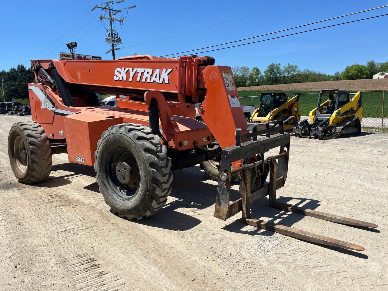 JLG Sky Trak 8042 Telehandler