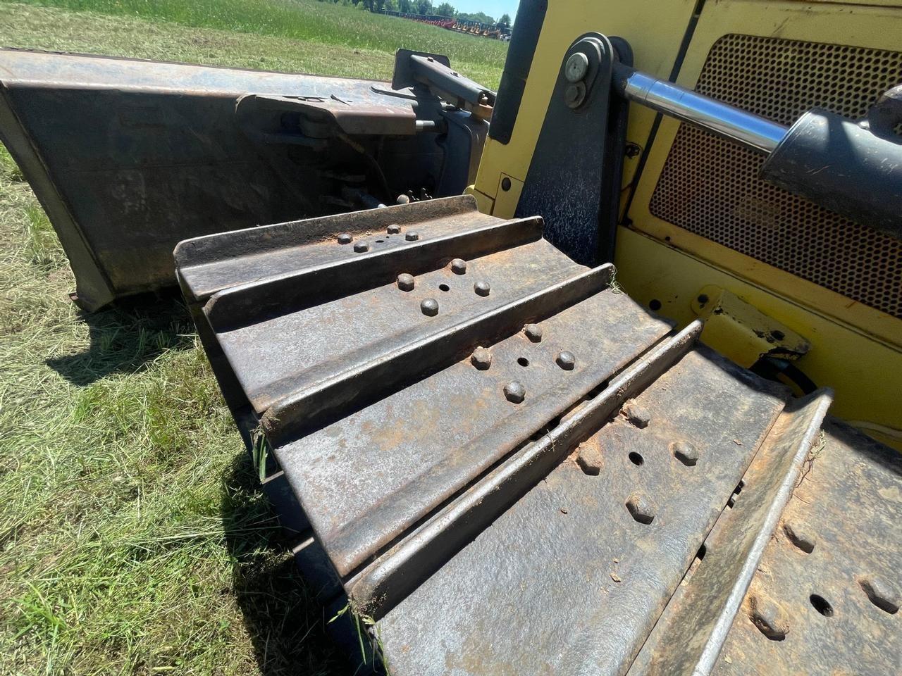 New Holland D95B WT Dozer