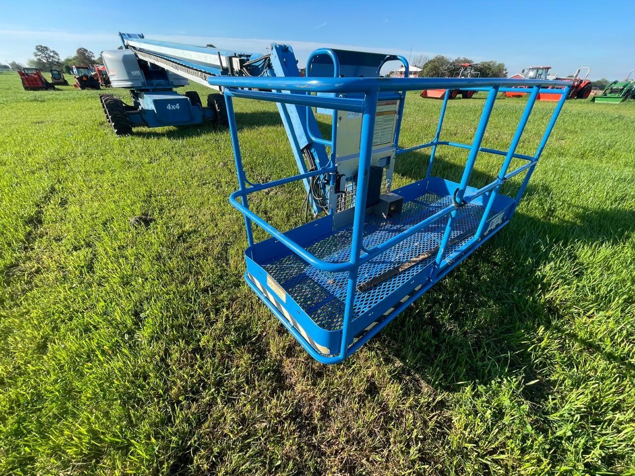 Genie S85 Man Lift