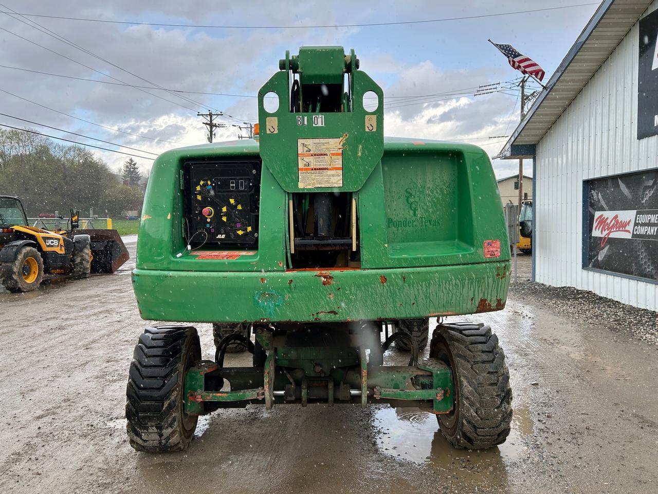 JLG 400S Telescopic Boom Lift