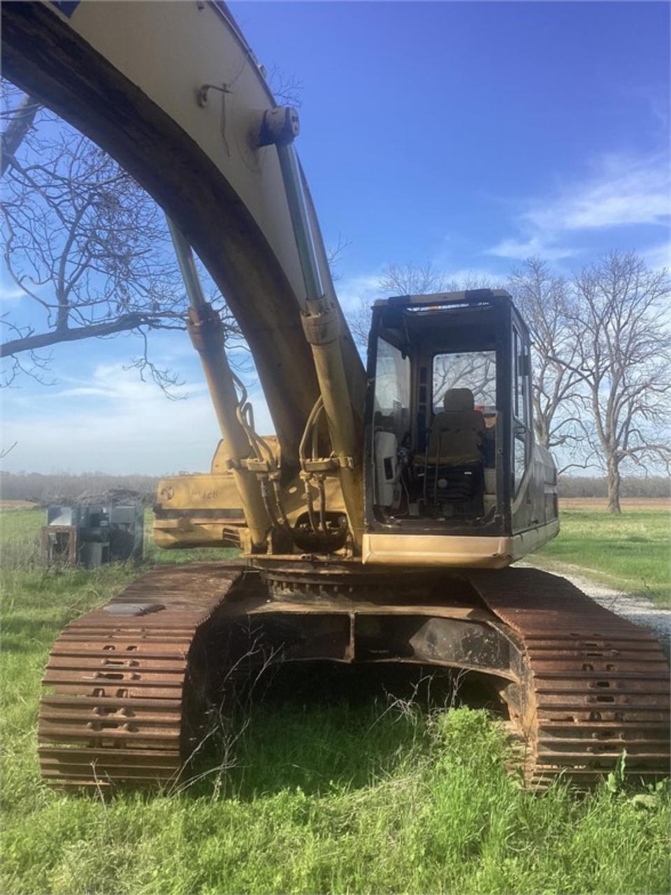 Caterpillar 330L Excavator