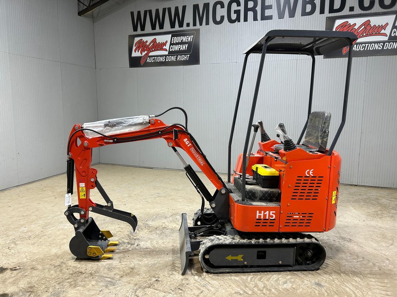 AGROTK H15 Mini Excavator