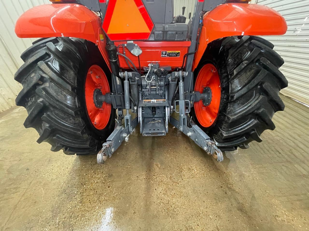 2018 Kubota M6060HD with Loader