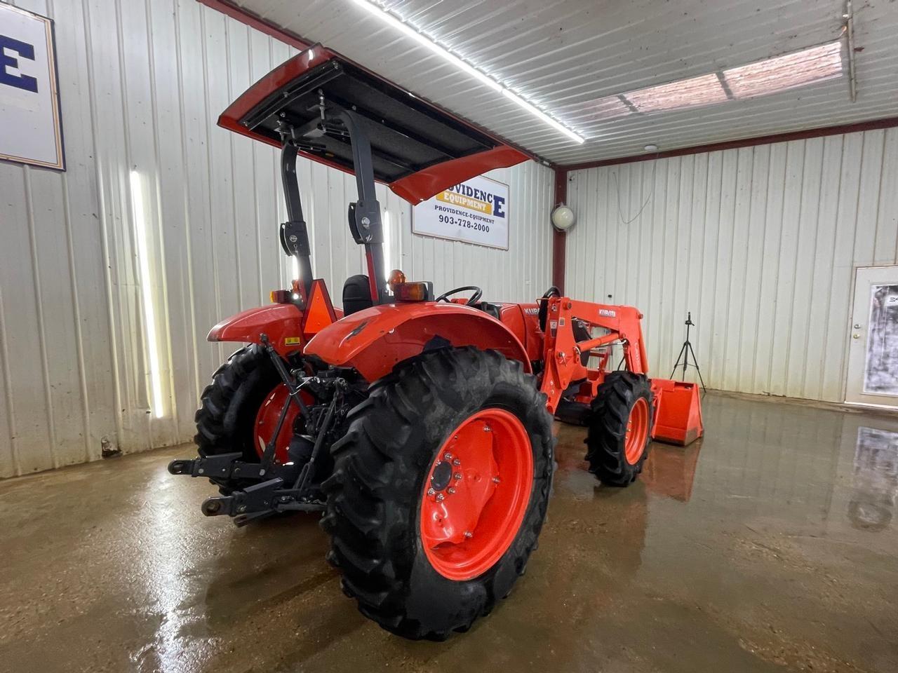 2020 Kubota M5660SU Tractor with Loader