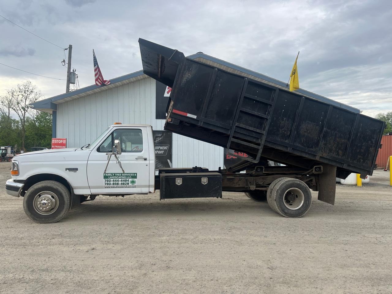 1997 Ford Super Duty Dump Truck