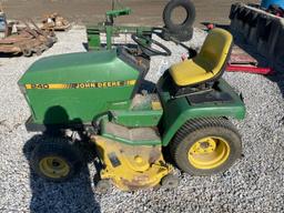 John Deere 240 Lawn Tractor