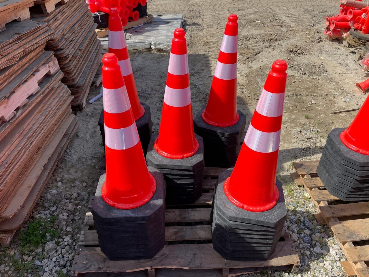 AGROTK 28" Traffic Cones (Qty. 50)