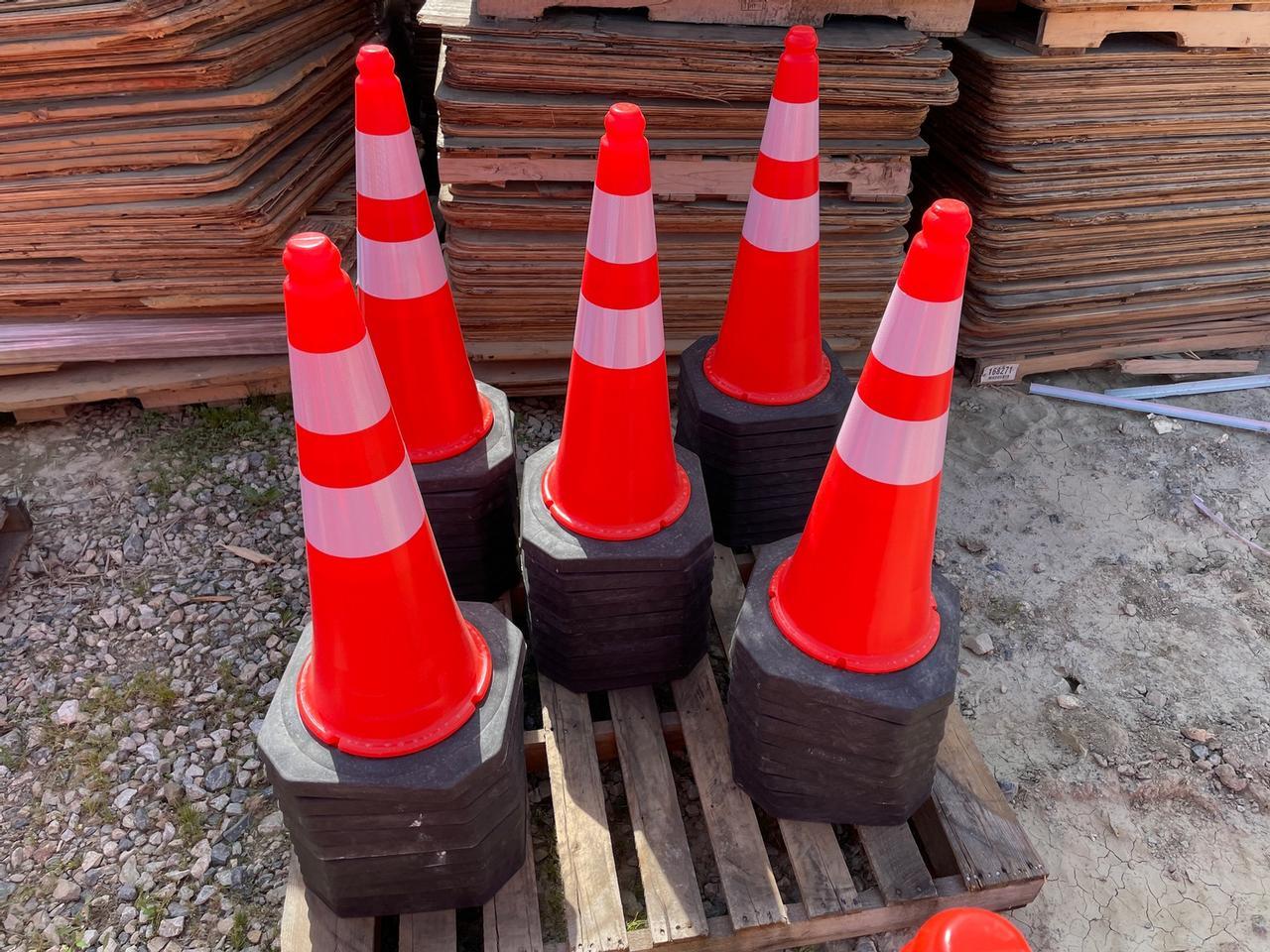 AGROTK 28" Traffic Cones (Qty. 50)