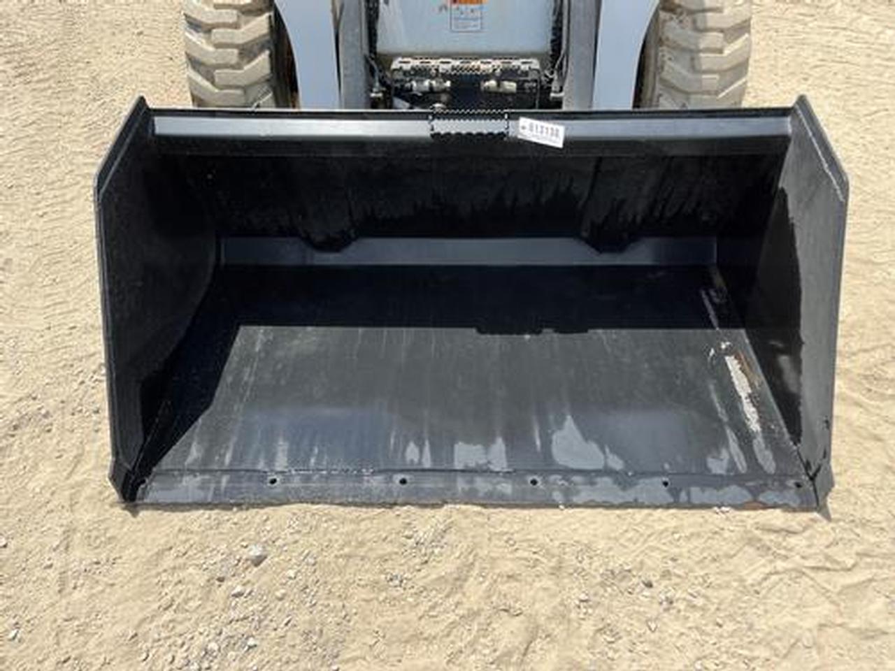 Wildcat 68" Skid Steer Snow/Litter Bucket