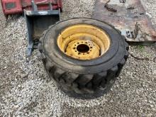 2 10-16.5 Tires New Holland Skid Steer